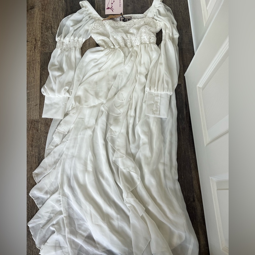 Long dress, fit size small in US, white color